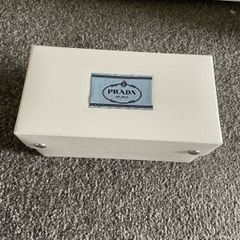 Prada wrapping