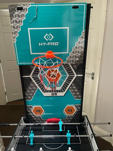 Hy Pro 8 in 1 gaming table
