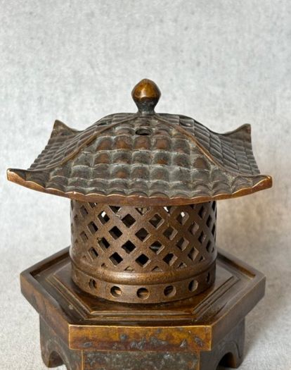 Antique Chinese Bronze Pagoda Latern/Incense Burner