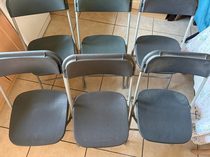 6 foldable chairs