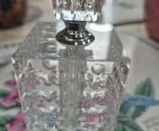 Galway crystal fine living scent bottle