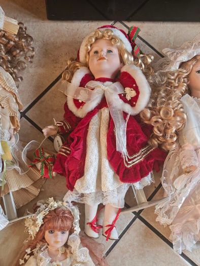vintage porcelain dolls job lot perfect condition with certificates