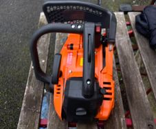 Top handle saw