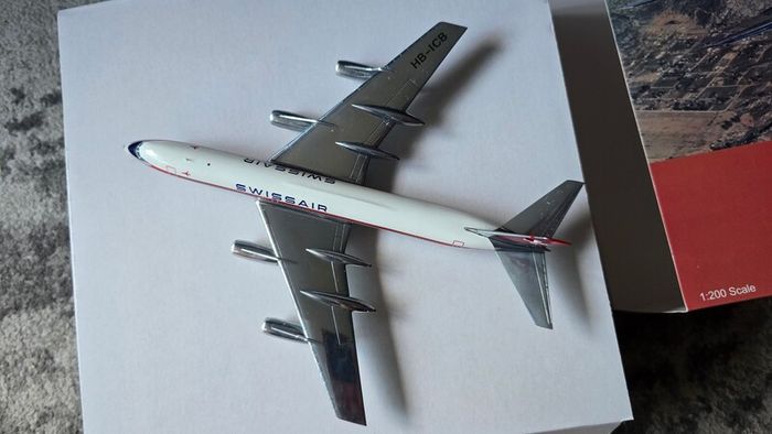 B-models 1:200 Swissair Convair 990