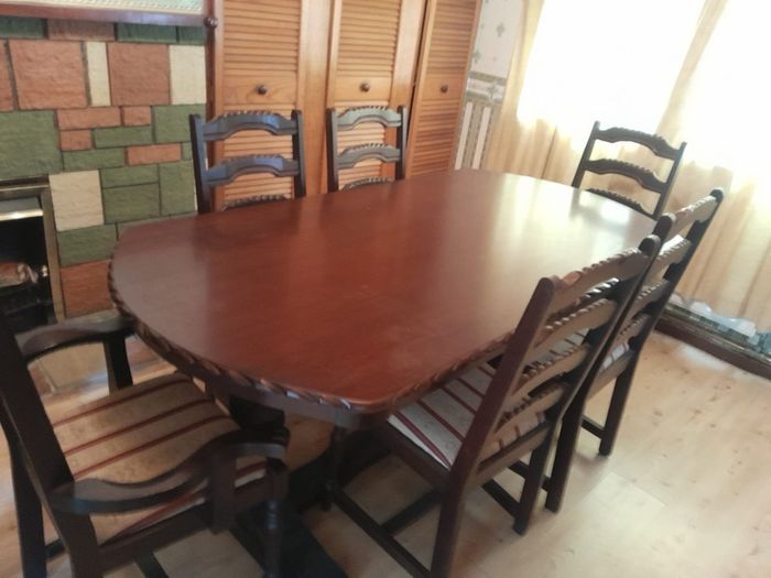 Mahogany tables / chairs / drinks cabinet
