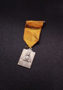 Vintage Dutch National Pilgrimage Medal - Lourdes