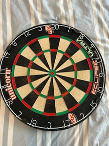 dart board