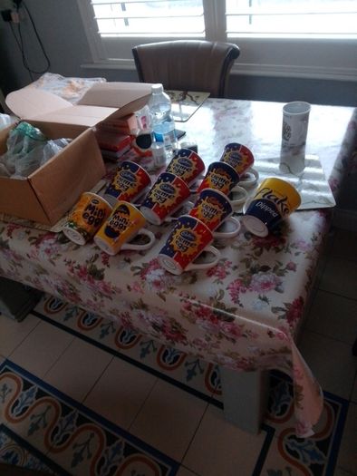 10 x various cadbury creme egg mini eggs flake mugs,retired