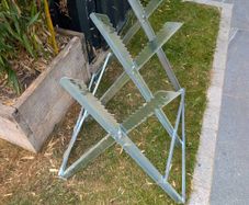 Log Holder & Cutter