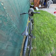 Lapierre Cross 200 hybrid bike