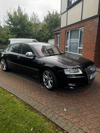 Audi S8