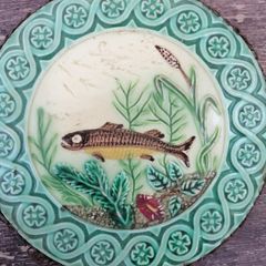 Antique wall plates