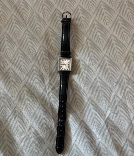 Casio LTP-V007L "Tank" watch