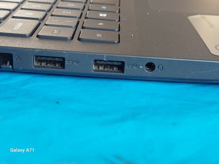 Dell Inspiron 3502 (Dell Inspiron 15 3000series) Model P90F, Intel Pentium Silver N5030 CPU, 1.1GHz, 4GB Ram, 128GB SSD, Windows 11, Microsoft Edge, Chrome