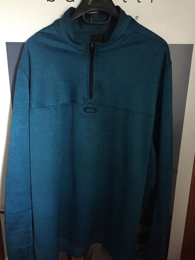 Oakley training Top with zip size xxl
