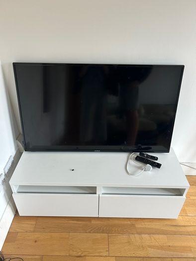 TV & Stand
