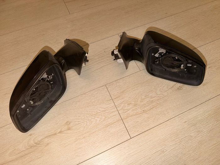 bmw f10 f11 mirrors selling as a set