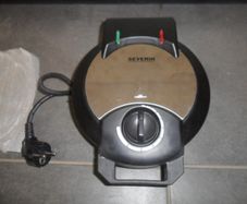 Waffle maker SEVERIN WA 2103