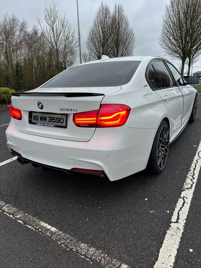 2016 BMW 330e M Sport