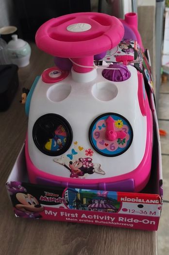 Minne Mouse first ride on