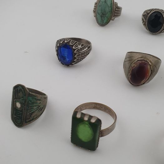 15 Old Fashioned Brass Rings Rustic Decorative Jewellery Lot