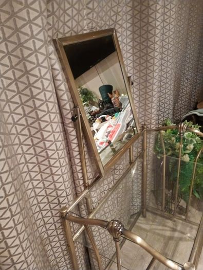 dressing table