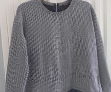 Halo, A Grey & Navy Top