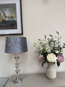 Table lamp