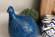 Blue porcelain pea hen