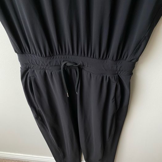 Sweaty Betty Explorer Short-Sleeve Jumpsuit - Black Size Small (UK 10 / EU 38)