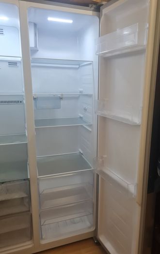 Finlux American Fridge Freezer