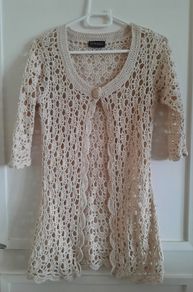 Principles Cotton short sleeve top in excellent condition with no issues size small but see last two photos for exact measurements FREE STANDARD POSTAGE INCLUDED