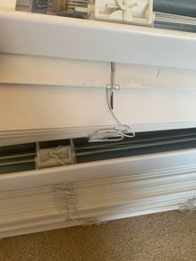 wide venetian blinds