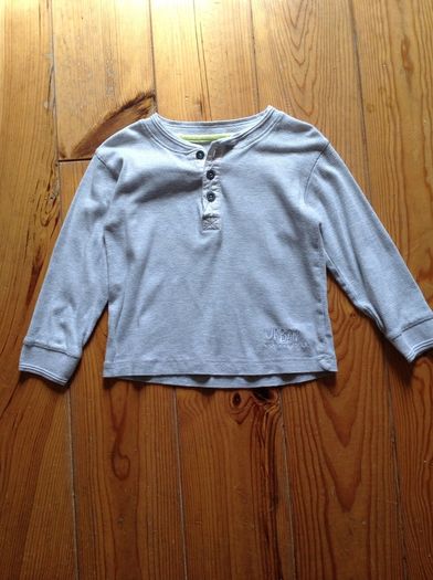 Lovely Pale Grey Buttoned Top Age 2-3