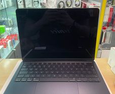 Apple MacBook Air 2025 | 13.6" | M4