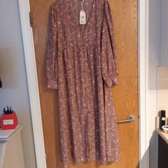 In The Style - Stacey Solomon  Dress.  S. 18.   B.N.W.T