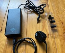 Trust GTX 180w universal laptop charger