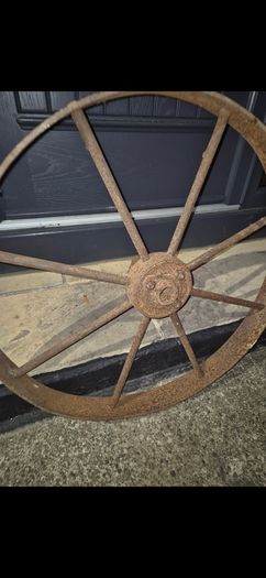 cast iron wheel