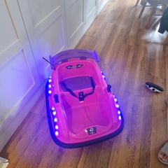 Pink bumper car. Pink , flybar 42