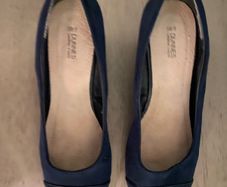 Size 5 dark blue women's high heels