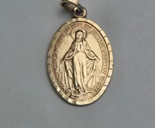 9ct Yellow Gold Miraculous Medal Pendant