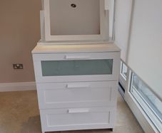 Chest of drawers