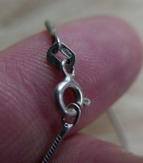 Vintage Sterling Silver 926 Triangle Pendant Necklace on Snake Chain 8,3g