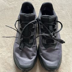 Salomon Gravel Gore-Tex Men's Trail Running Shoes.