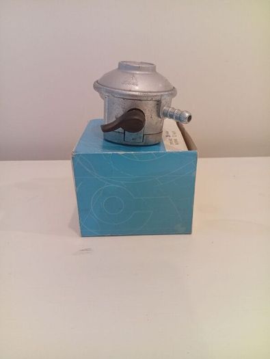 Brand New Propane Butane gas clip Regulator 27mm 37mbar