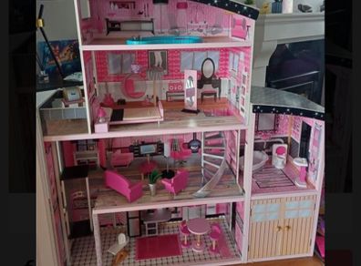 Doll House