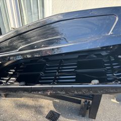 Halfords Roof storage box with Thule roof bars