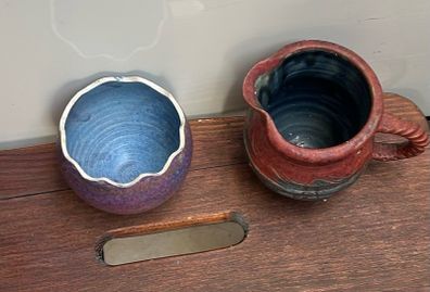2 pieces of Michael Kennedy studio pottery