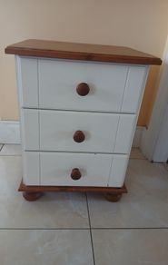 Locker / storage unit / side table