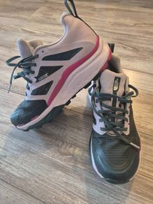 The North Face Women Vectiv Infinite Futurelight Size UK4